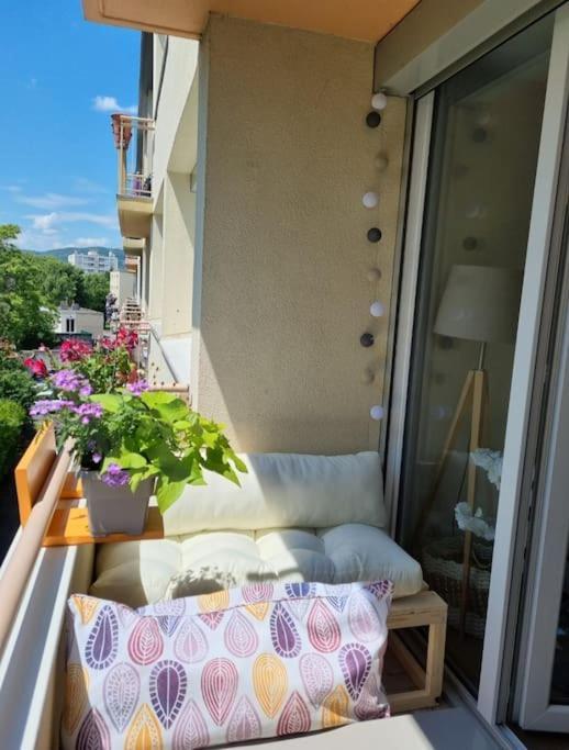 Superbe T3 Cosy, Parking Gratuit + Balcon Apartment Riom Luaran gambar